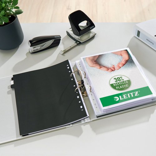High quality lever arch file for professional office users. Durable materials and superior 180° mechanism ensure excellent performance and efficiency.