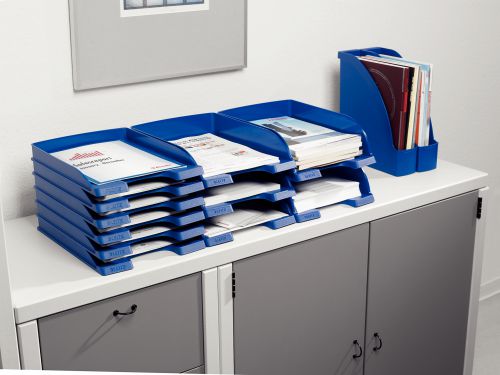 Perfect for desktop filing and organisation, this Leitz Plus slim letter tray is made from durable, high impact polystyrene and features a large front cut out for easy access to contents. Stackable with Leitz Plus standard and jumbo letter trays (available separately). This pack contains 1 black letter tray measuring W255 x D357 x H35mm.