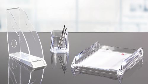 Rexel's Nimbus cup has the look of glass but with the durability of acrylic. The striking, stylish design offers a practical storage solution for a number of pencils, pens or other small items of stationery.
