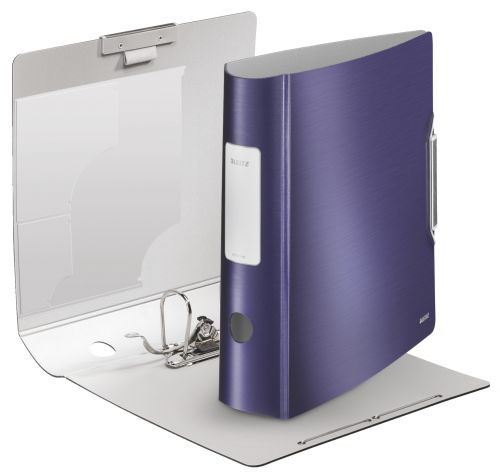 77568AC | Innovative and distinctive lever arch file with a soft brushed finish and in a sophisticated range of colours - arctic white, garnet red, celadon green, titan blue and satin black – complementing silver frame. Lightweight material and ergonomic design for easy handling of documents on the move and in the office.