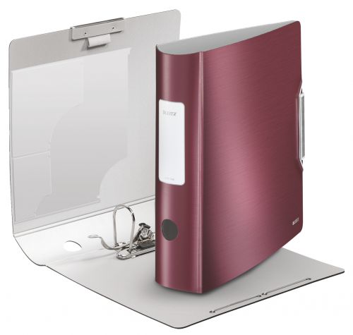 77554AC | Innovative and distinctive lever arch file with a soft brushed finish and in a sophisticated range of colours - arctic white, garnet red, celadon green, titan blue and satin black – complementing silver frame. Lightweight material and ergonomic design for easy handling of documents on the move and in the office.