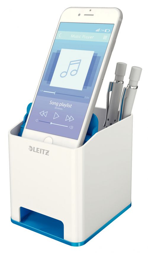 Keep pens, pencils, and other stationery tidy with this innovative pen holder that features an extra compartment for smartphones up to iPhone 6 Plus in size. This compartment has a sound booster function which increases the volume of your phone whilst keeping your smartphone screen completely visible when placed inside. With dimensions of W90 x D101 x H100mm, this pack contains 1 white/blue pen holder.