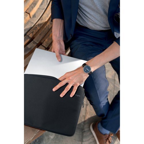 Kensington EQ Classic Laptop Sleeve 15.6" K60356WW Buy online at Office 5Star or contact us Tel 01594 810081 for assistance