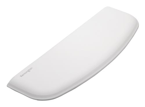 Support proper wrist alignment and improve neck and shoulder comfort with Kensington’s ErgoSoft Wrist Rests. Ergonomically designed to fit today’s thinner devices, Kensington’s ErgoSoft Wrist Rests promote wellness and improve productivity.Featuring a premium faux leather exterior reinforced by a gel-cushioned interior. An ideal wrist rest for contemporary workspaces and modern offices.