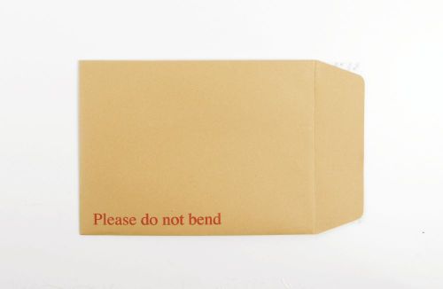 616197 | White and Manilla board backed envelopes, ideal where contents need protection.  Printed with 'Please do not bend' on the front in red.