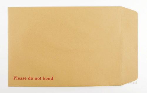 White and Manilla board backed envelopes, ideal where contents need protection.  Printed with 'Please do not bend' on the front in red.