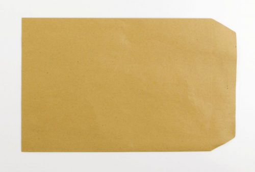 Opportunity Pocket Lightweight Envelope Selfseal C5 229X162mm Manilla Pack Of 500 52206