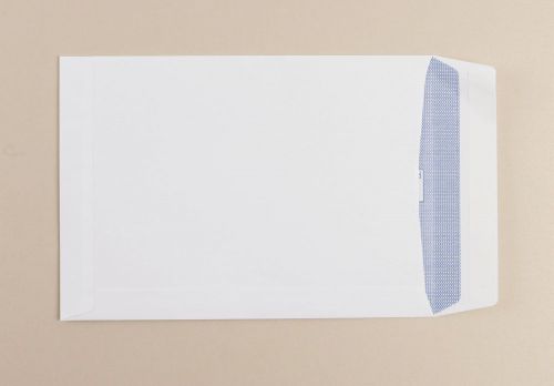 A quality envelope for when impressions count, these Thames envelopes, made from quality 100gsm white paper and feature an easy to use, secure peel and seal closure.  The C5 envelopes are suitable for an A4 sheet folded once or an unfolded A5 sheet. This bulk pack contains 500 white envelopes.