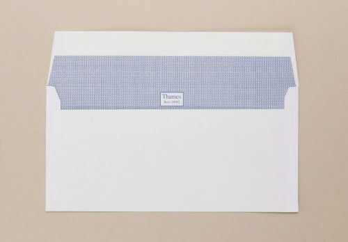 616209 | A quality envelope for when impressions count, these Thames envelopes, made from quality 100gsm white paper and feature an easy to use, secure peel and seal closure and a handy address window measuring 39mm x 93mm.  The DL envelopes are suitable foran A4 sheet folded twice or an A5 sheet folded once.  This bulk pack contains 1000 white envelopes.