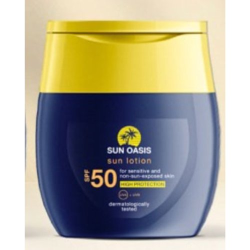 CM1885 | Sun Cream Lotion SPF50* High Protection for sensitive and non-sun exposed skin Dermatologically tested * UVA AND UVB