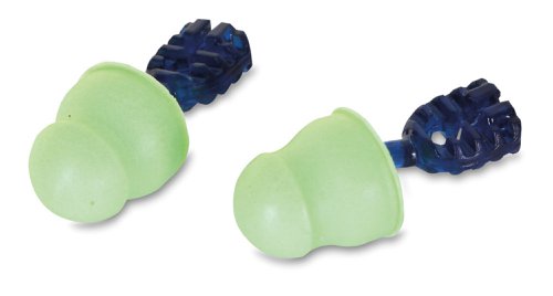 QED601 | These foam ear plugs are perfect to protect your ears from excess & loud noise. Use in the work place, home or any loud environment. These ear plugs will protect your ears from sounds of up to 36 decibels. As they are a disposable plug, simply put in a bin after use. These ear plugs have been tested and conform to safety standards EN352-2:2002 Available in Boxes of 200. Foam disposable ear plugs, Conforms to EN352-2:2002, SNR 36db, H=36, M=34, L=32
