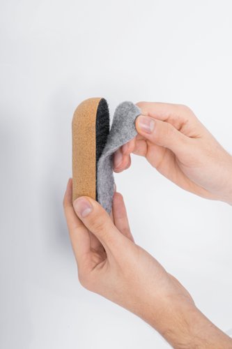 73067BS | The Bi-Office Earth eraser is an essential part of your presenting kit, it can save you a lot of hassle when you're cleaning your drywipe magnetic whiteboard. Versatile and transversal, this eraser is made of recycled materials.Lightweight and made from natural cork, this drywipe whiteboard eraser is easy to hold by both children and adults. Make the board gleaming and ready to go in just a few minutes. Clean any large or small dry-erase whiteboard in the office, classroom, or at home. This eraser wipes the ink away easily and doesn't leave any smears, even if the ink has been on the board for several days. No need for sprays or cleaners. Just stick it to magnetic whiteboards, fridges, combination notice boards, and weekly planning boards, for quick access and easy storage. You won't have to waste time looking for it.