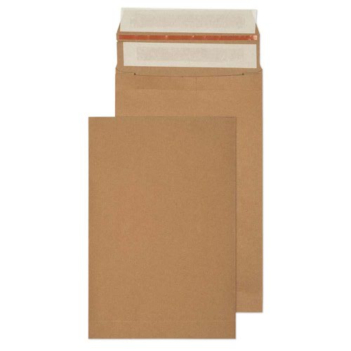 A compact mailing pocket with expandable side seams and a block bottomed base providing capacity for contents of all sizes. Made from robust Kraft paper without any trace of plastic, taking ecommerce packaging to a whole new level