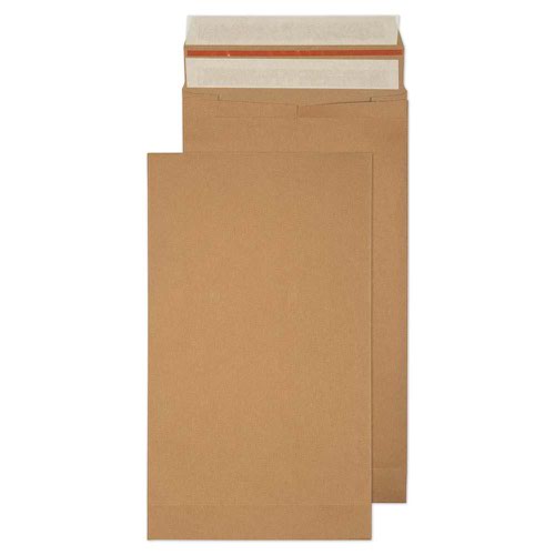 A compact mailing pocket with expandable side seams and a block bottomed base providing capacity for contents of all sizes. Made from robust Kraft paper without any trace of plastic, taking ecommerce packaging to a whole new level