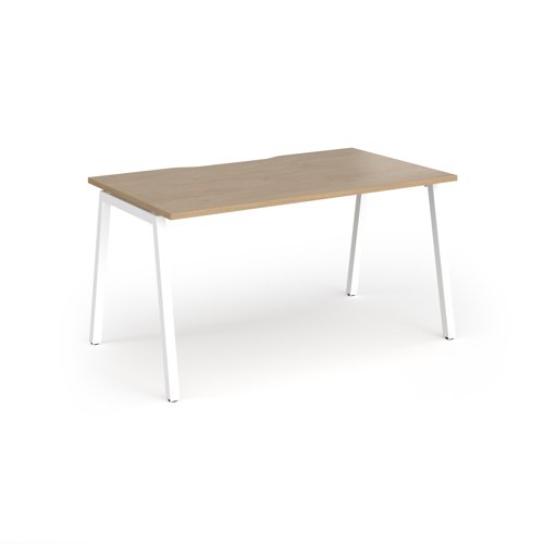 Connex Angled 1400 x 800 x 725mm Single Desk - White Frame / Kendal Oak Top