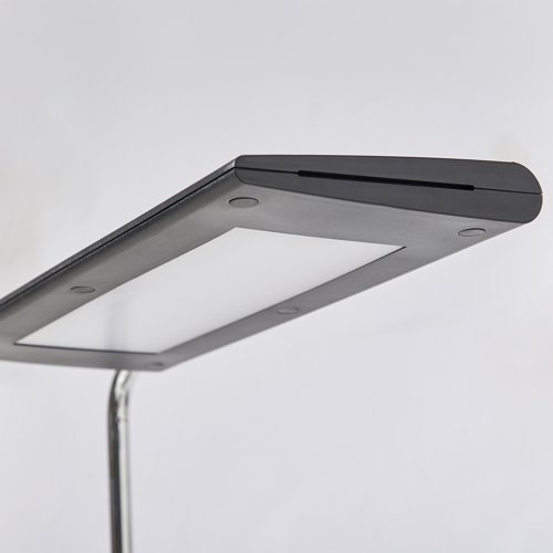 Anders LED floor lamp with swivelling head - Chrome & Black
