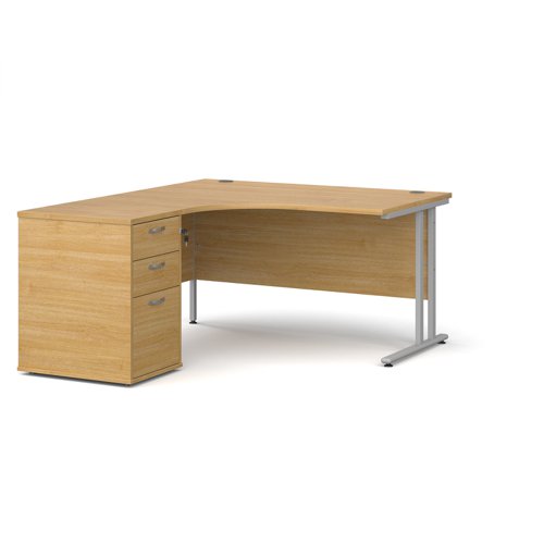 Maestro 25 left hand ergonomic desk 1400mm with silver cantilever frame and desk high pedestal - oak