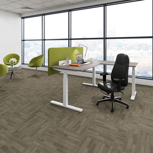 The Elev8 Touch desking range provides the ideal solution to address the issue of employees who have a sedentary desk job who do not spend enough time standing during the working day. Sit-Stand desks create an environment where colleagues can collaborate at standing meetings before adjusting their desk back to a seated height to continue with their routine tasks.