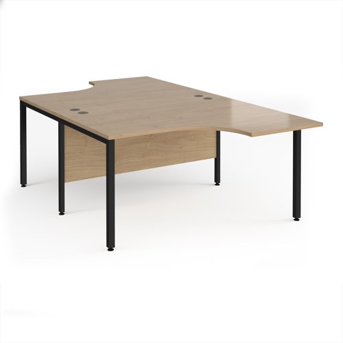 Maestro 25 back to back ergonomic desks 1400mm deep - black bench leg frame, Kendal Oak top