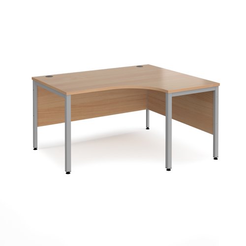 Maestro 25 right hand ergonomic desk 1400mm wide - silver bench leg frame, beech top