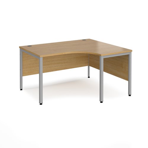 Maestro 25 right hand ergonomic desk 1400mm wide - silver bench leg frame, oak top | MB14ERSO | Dams International