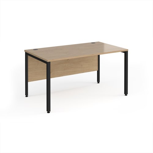 Maestro 25 straight desk 1400mm x 800mm - black bench leg frame, Kendal Oak top
