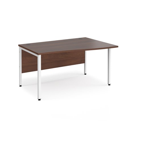 Maestro 25 right hand wave desk 1400mm wide - white bench leg frame, walnut top