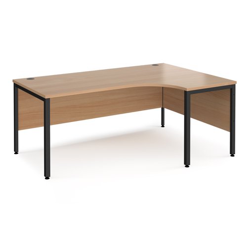 Maestro 25 right hand ergonomic desk 1800mm wide - black bench leg frame, beech top