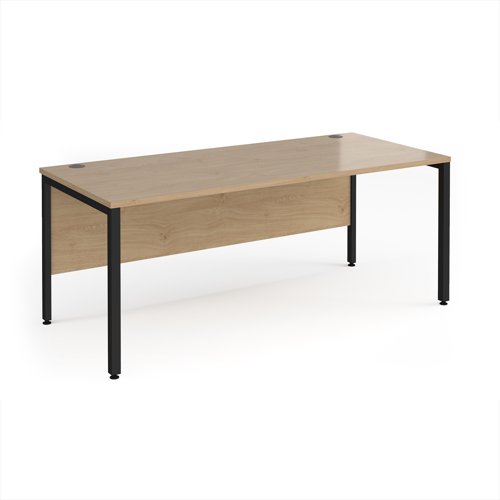 Maestro 25 straight desk 1800mm x 800mm - black bench leg frame, Kendal Oak top