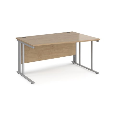 Maestro 25 right hand wave desk 1400mm wide - silver cable managed leg frame, kendal oak top