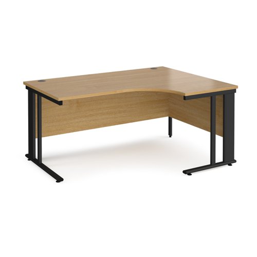 Maestro 25 right hand ergonomic desk 1600mm wide - black cable managed leg frame, oak top