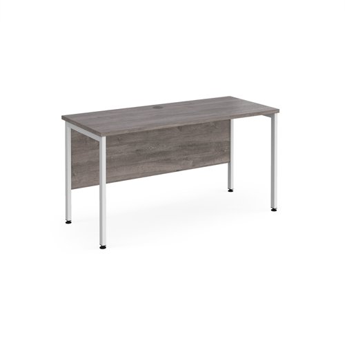 Maestro 25 straight desk 1400mm x 600mm - white H-frame leg, grey oak top