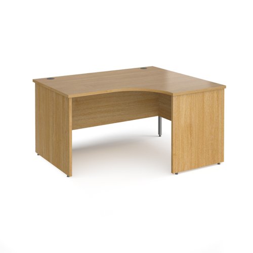 Maestro 25 right hand ergonomic desk 1400mm wide - oak top with panel end leg