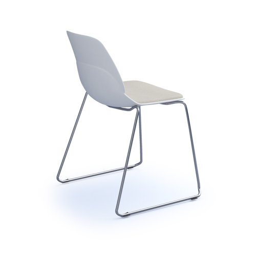 Strut chair with seat pad and chrome sled frame - white