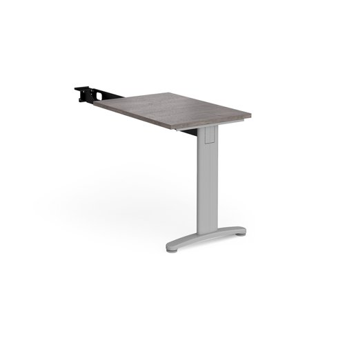 TR10 single return desk 800mm x 600mm - silver frame, grey oak top