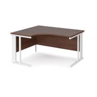Maestro 25 left hand ergonomic desk 1400mm wide - white cable managed leg frame, walnut top