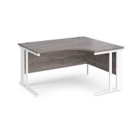 Maestro 25 right hand ergonomic desk 1400mm wide - white cable managed leg frame, grey oak top