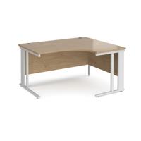 Maestro 25 right hand ergonomic desk 1400mm wide - white cable managed leg frame, kendal oak top
