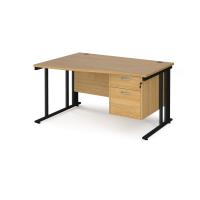 Maestro 25 left hand wave desk 1400mm wide with 2 drawer pedestal - black cable managed leg frame, oak top