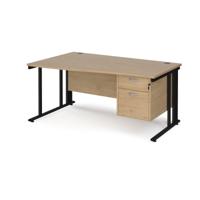 Maestro 25 left hand wave desk 1600mm wide with 2 drawer pedestal - black cable managed leg frame, kendal oak top