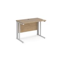 Maestro 25 straight desk 1000mm x 600mm - white cable managed leg frame, Kendal Oak top