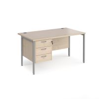Maestro 25 SL straight desk with 3 drawer pedestal 1400mm - silver H frame, maple top