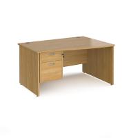 Maestro 25 right hand wave desk 1400mm wide with 2 drawer pedestal - oak top with panel end leg