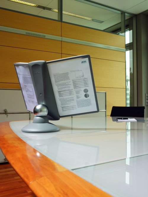 Rotating table stand with 10 SHERPA display panels in A4 format. Ideal for a wide range of applications: use in the workplace when standing or sitting, position between several workstations or simply use to assist the daily working routine. Complete with index tabs and blank insert cards. A galvanised ball connects the bracket holding the panels with a firm base that allows 360 degree rotation. Reading angle variable from 25 to 70 degrees. Supplied with a 5 year guarantee.