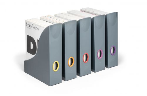 Stylish set of five magazine racks in anthracite grey with coloured grip holes for easy organisation and handling. Perfect for magazines, catalogues and brochures etc. up to A4 format. Size: 73x306x241mm (WxHxD).