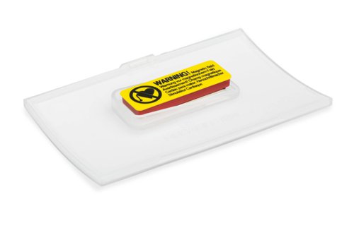 DB73220 Durable Name Badge CLICK FOLD w/Magnet Place/Hold 40x75 (Pack of 10) 825919