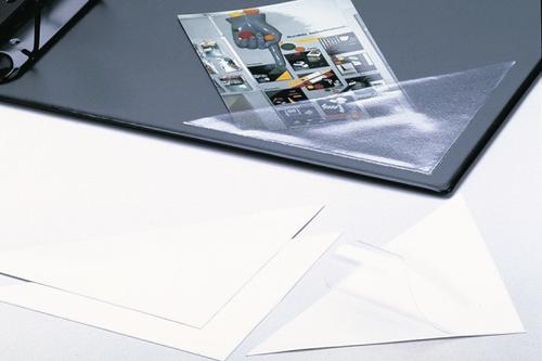 Transparent self-adhesive triangular pocket. For filing loose documents in files, binders and folders. Size: 75 x 75 mm.