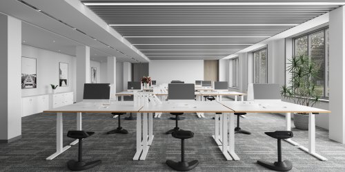 OSL0132 | Clean, uncluttered lines, a minimalist approach to design and high quality robot engineered materials make Oslo office furniture the 21st Century solution to team working in the modern office.  The bench style concept saves budget and space.