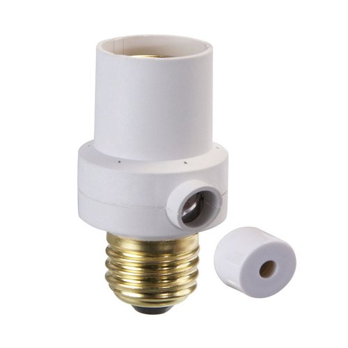 Amertac White Photoelectric Dusk to Dawn Light Control 1 pk