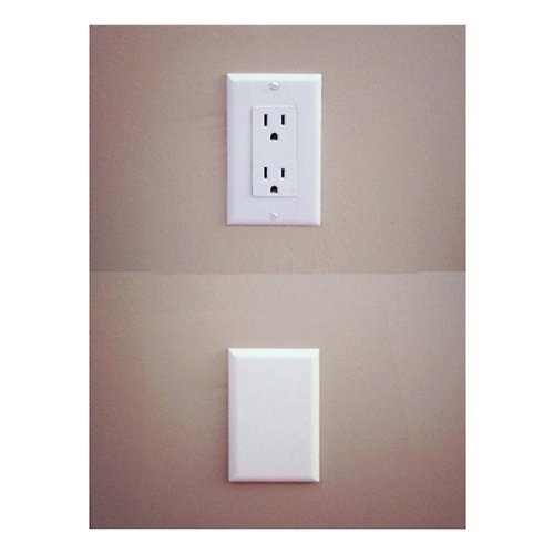 Dreambaby CoverPlug White Plastic Outlet Cover 2 pk